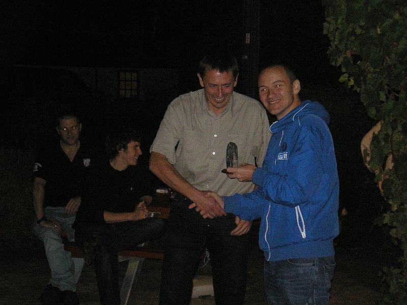 Nigel and Dave C.JPG -  The consolation prize for not taking the Most Man of the Matches. 